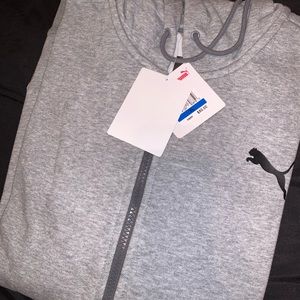 Men’s gray puma zip up